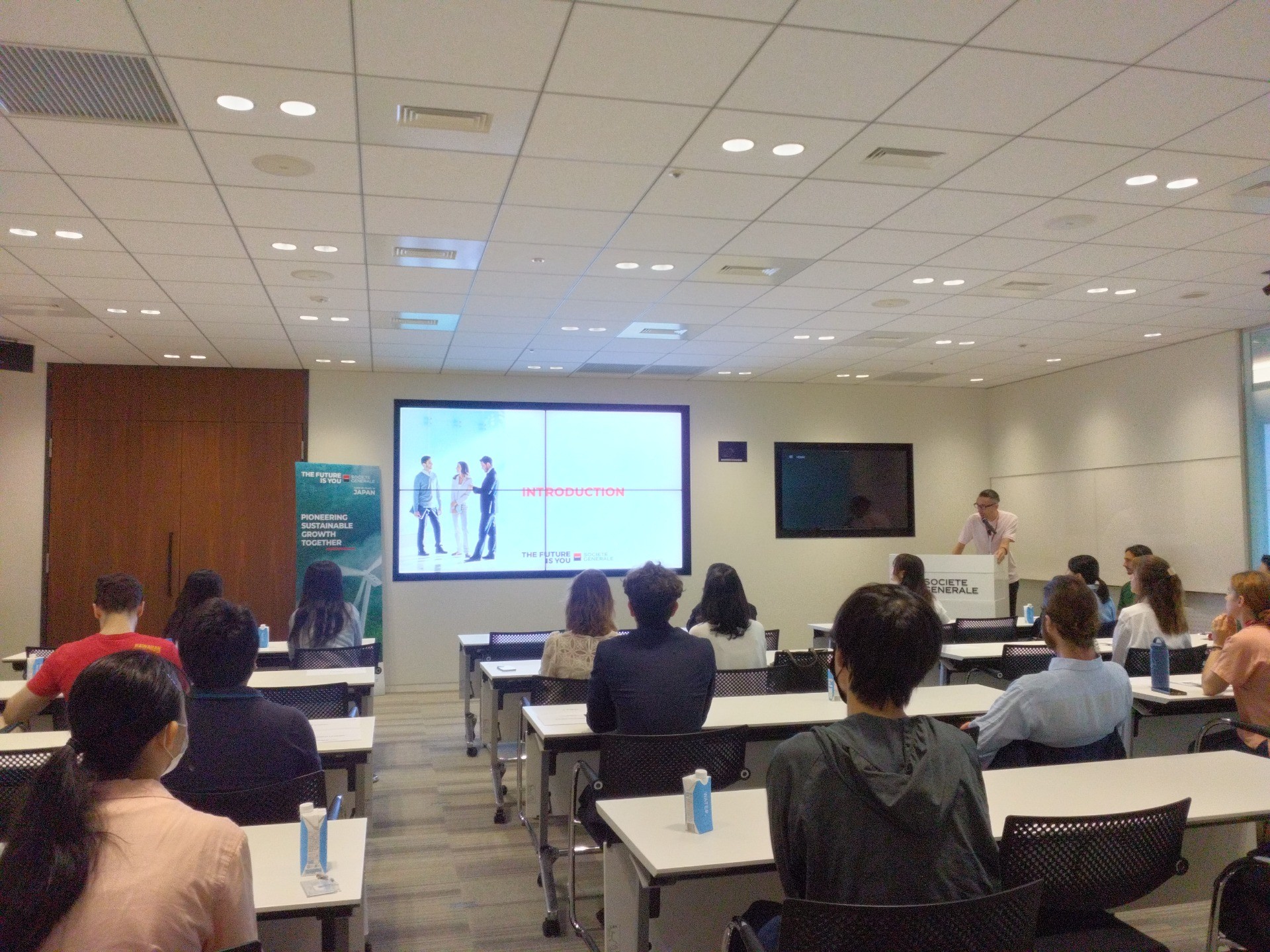 ソシエテ・ジェネラル主催の「Summer School」に参加しました! 