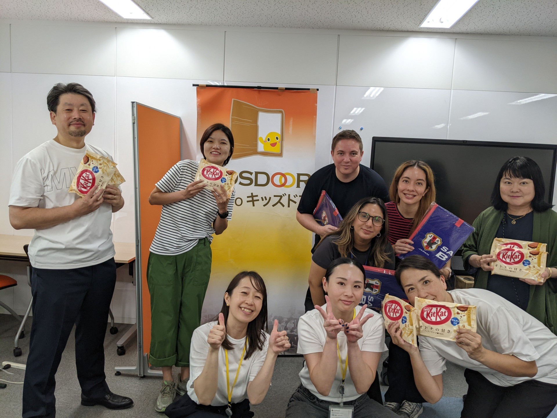 ヘイズ・ジャパン様より物資支援発送のご協力をいただきました