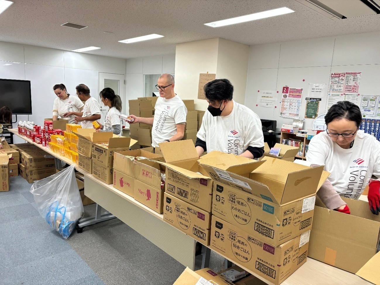 バンク・オブ・アメリカ様に物資支援発送のご協力をいただきました